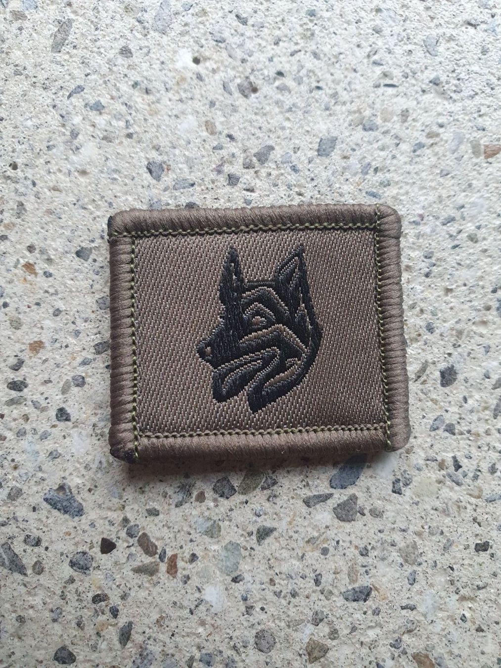 Placchette & Badge: Funktionsabzeichen Hundeführer mit klett schwarz – Nuovo e nell'imballaggio originale da Riedholz venduto da fr_sIruP