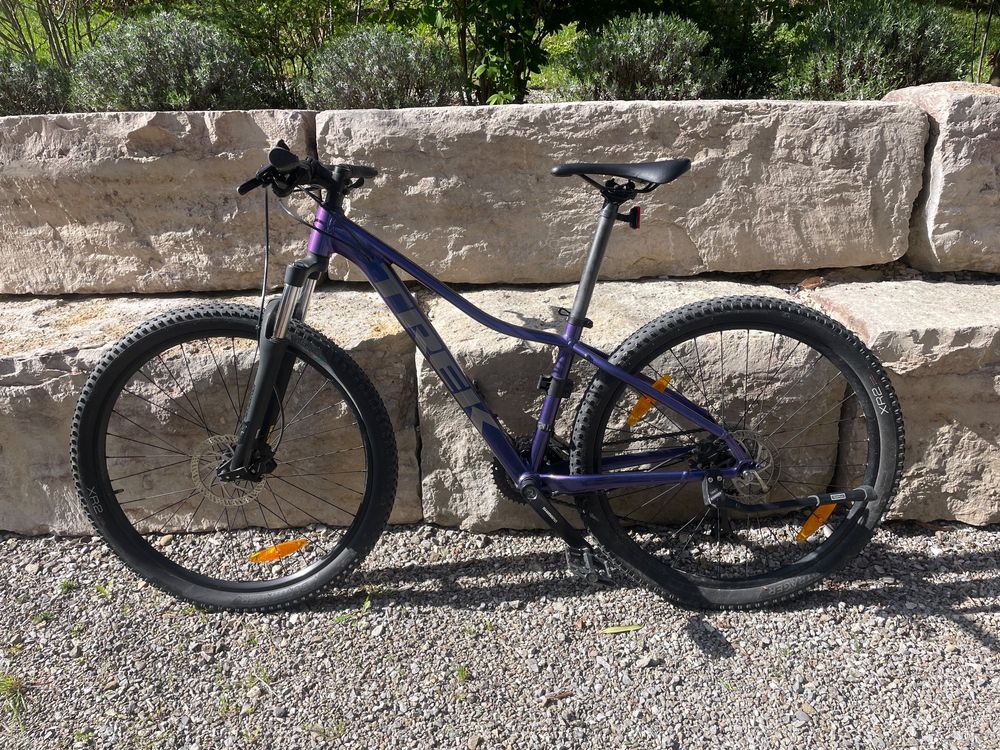 trek marlin 5 womens purple flip