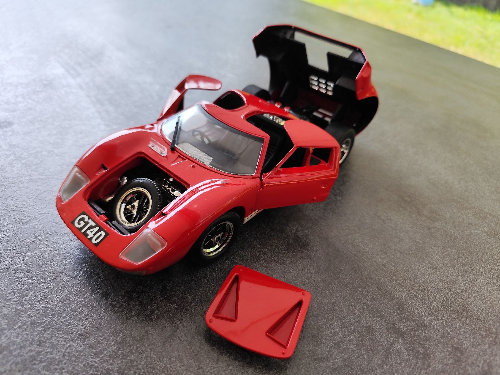 Ford Modellini d'auto: Ford GT 40 1:18 – Usato da Amlikon-Bissegg venduto da ff85 1