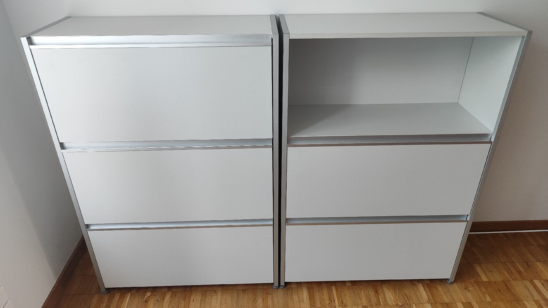 Armoires: Büromöbel, Sideboard, Möbel Pfister – D'occasion à Wiesendangen par kayaolivia