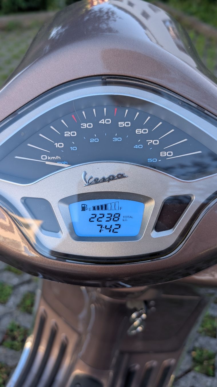 Piaggio Scooters: Vespa Primavera 50ccm – Gebraucht aus Meilen von Aqualinas 4