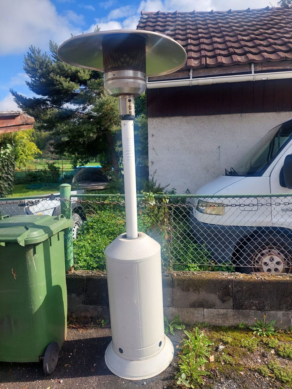 Radiatori: Terrassenheizer Gas weiss – Usato da Weite venduto da sin_2n88