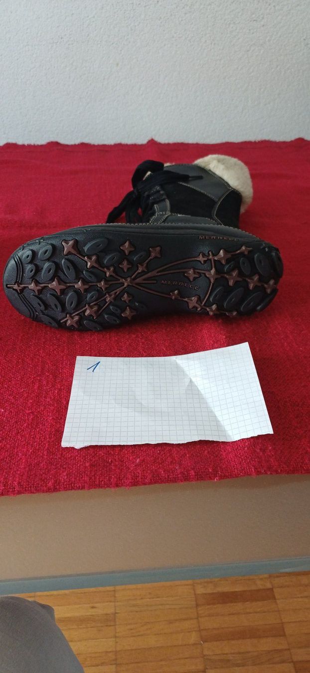 Merrell Scarpe da donna: Winterstiefel schwarz – Usato da Pfäffikon ZH venduto da rst628 2