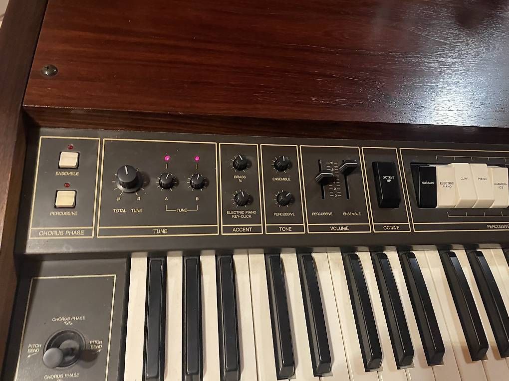 Korg Musikinstrumente: Korg Lambda Analog Synthesizer vintage (1979) – Gebraucht aus Embrach von xenovolcano 2