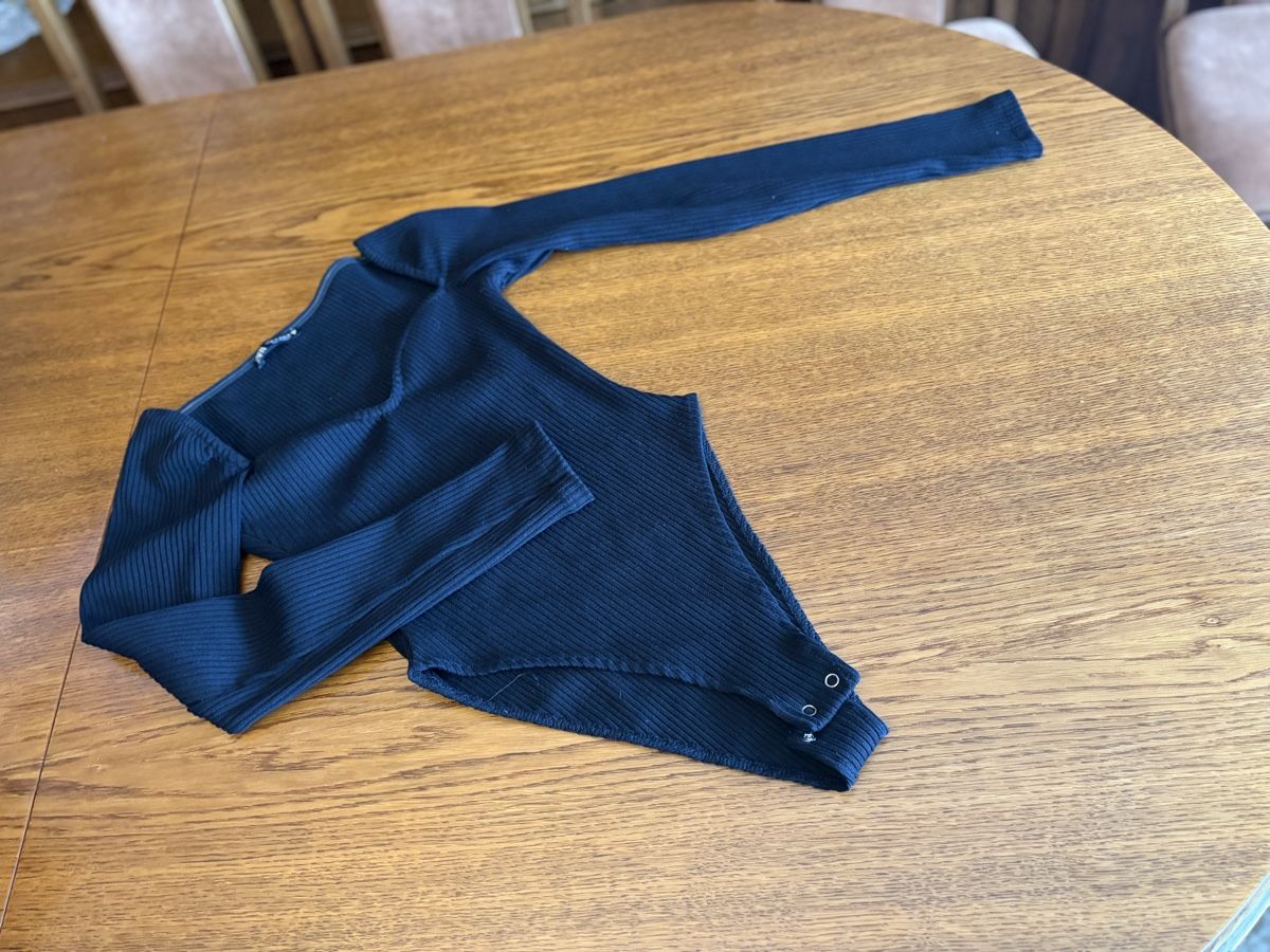 Zara Tops: ZaRA body taille XS – Gebraucht aus Attalens von Skorpionica