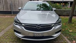 Opel Astra K 2018, 150 PS, Benzin Sitz- und Lenkrad Heizung