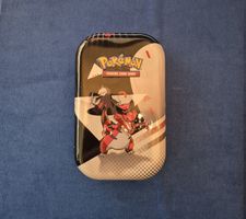 Mini Tin Black bolt & White flaire mit 70 Karten vom Set