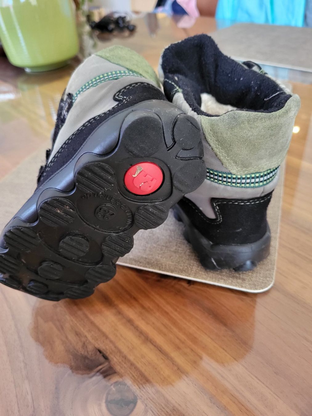 Elefanten Scarpe da uomo: Winterstiefel Elefanten Gr. 23 – Usato da Ennetbaden venduto da Vicky12 2