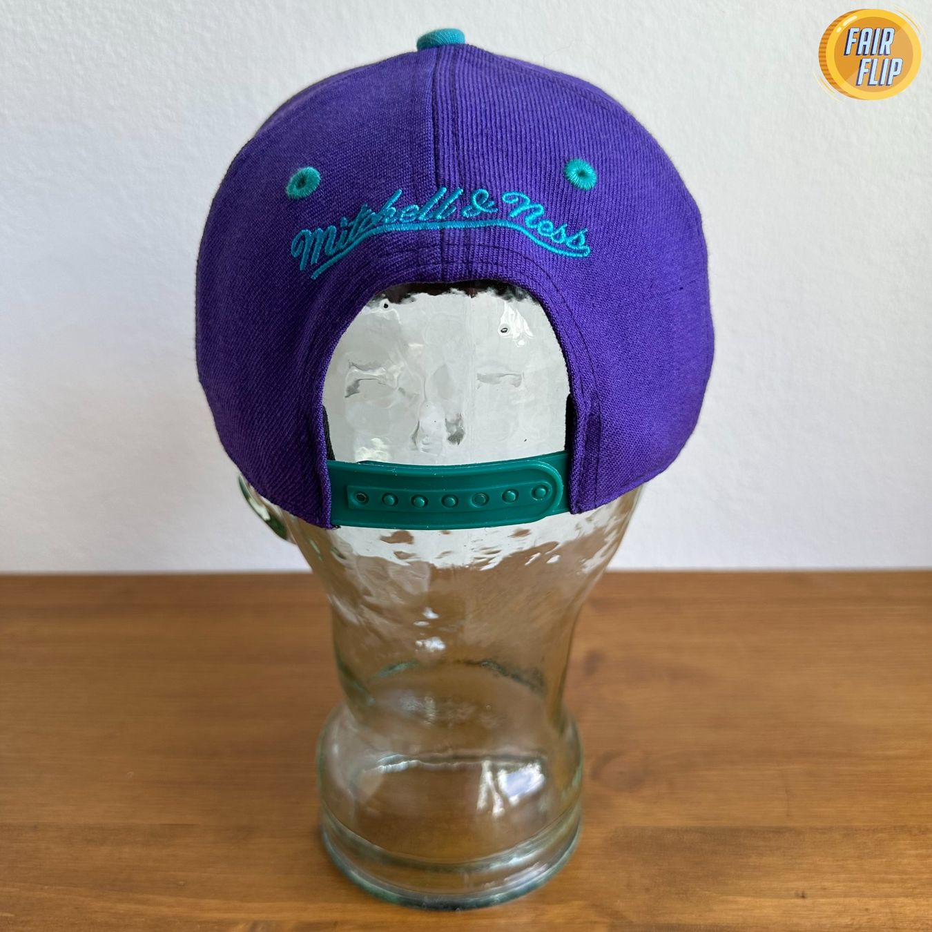Copricapi, berretti & cappellini: Charlotte Hornets Cap Mitchell & Ness Cap – Usato da Luzern venduto da fairflip 2