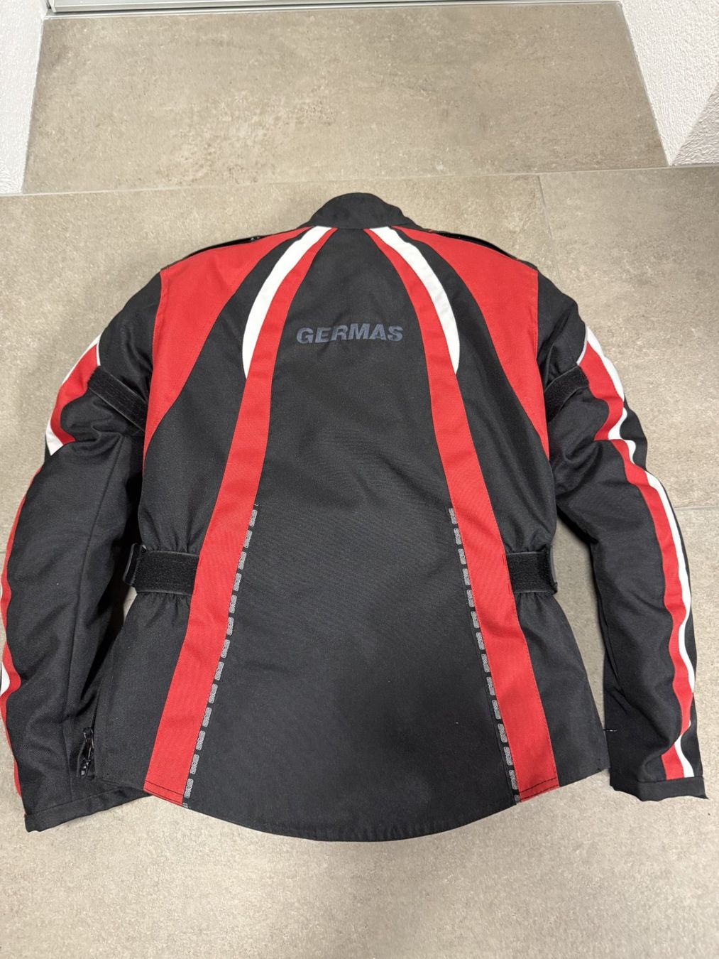 Giacche: Töffjacke wie neu – Usato da Bäretswil venduto da Valbella1 4