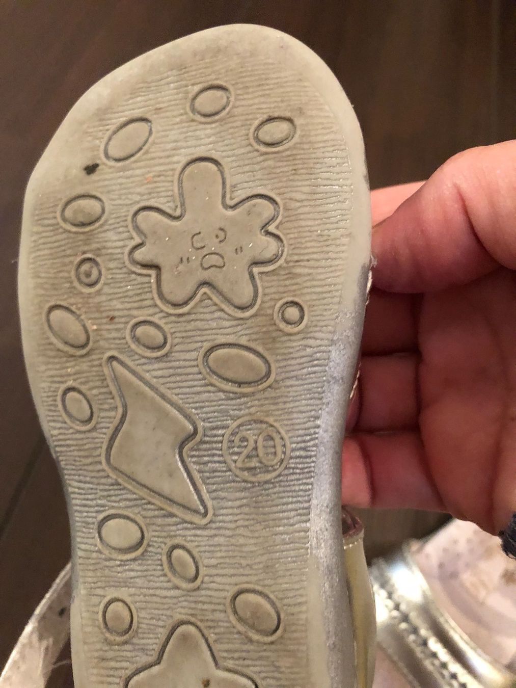 Schuhe für Jungen: Sandales enfant t20 – Gebraucht aus MARLY von AISLEE 1