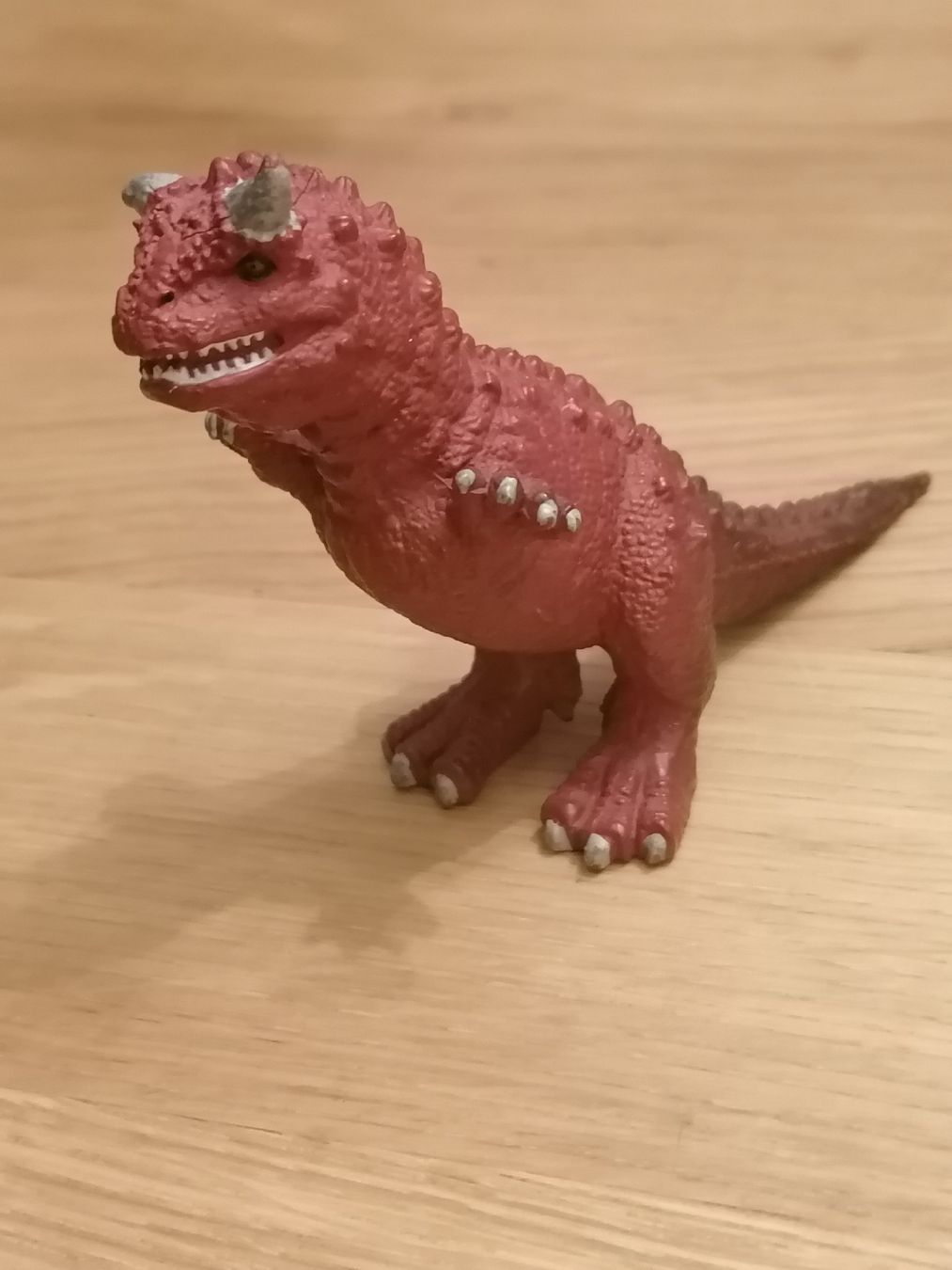 Disney Figuren: Disney's Animal Kingdom - Carnotaurus – Gebraucht aus Basel von vintagecollector 1