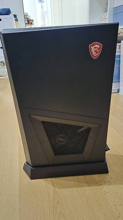 MSI PC: MSI Trident 3 8RC-042 – Nuovo (secondo la descrizione) da Münchenstein venduto da Alex_1905