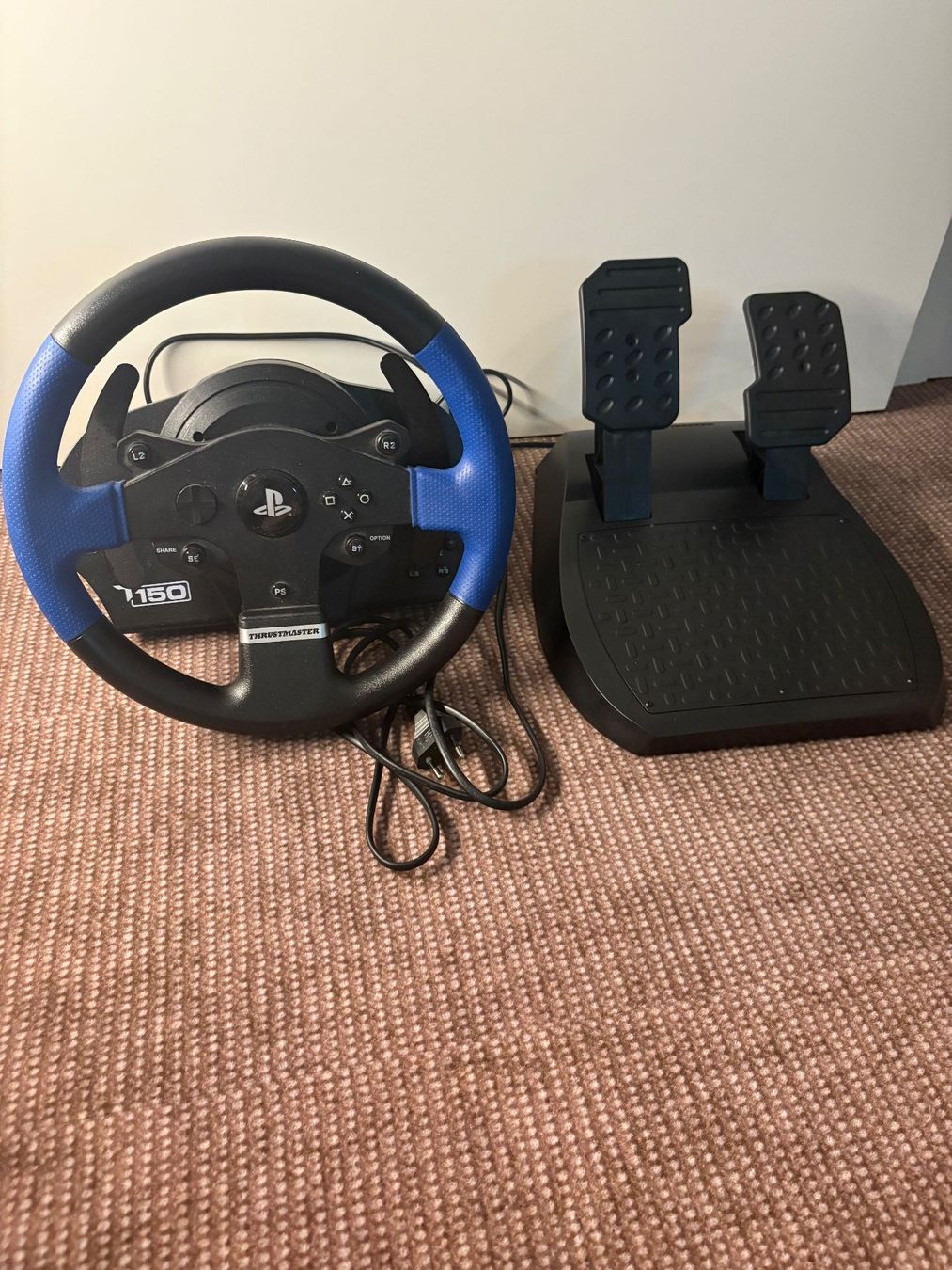 Thrustmaster Controller: Volant Trustmaster T150 – Gebraucht aus Commugny von alexpompier
