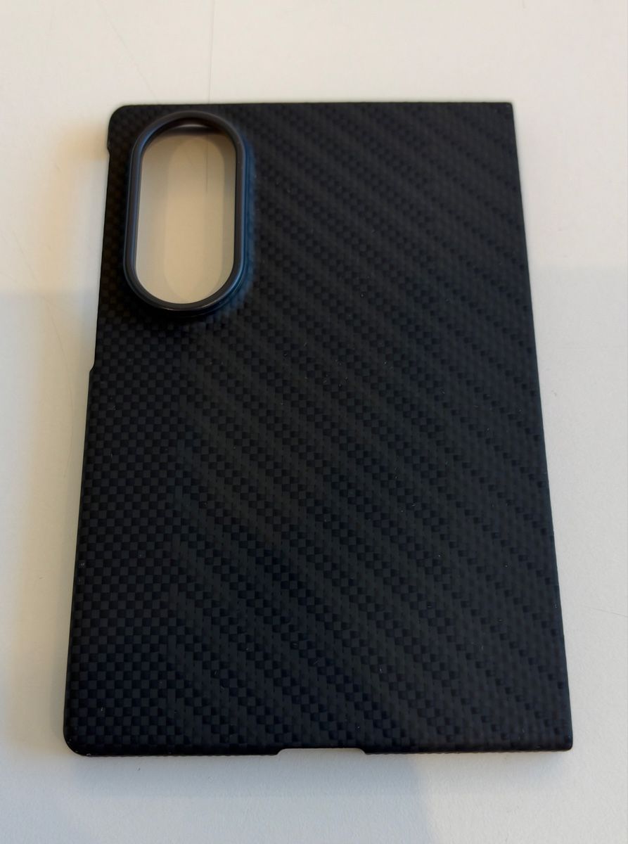 Samsung Covers & Schutzfolien: Samsung Carbon Magnet Case – Gebraucht aus Biglen von Super_Sale 2