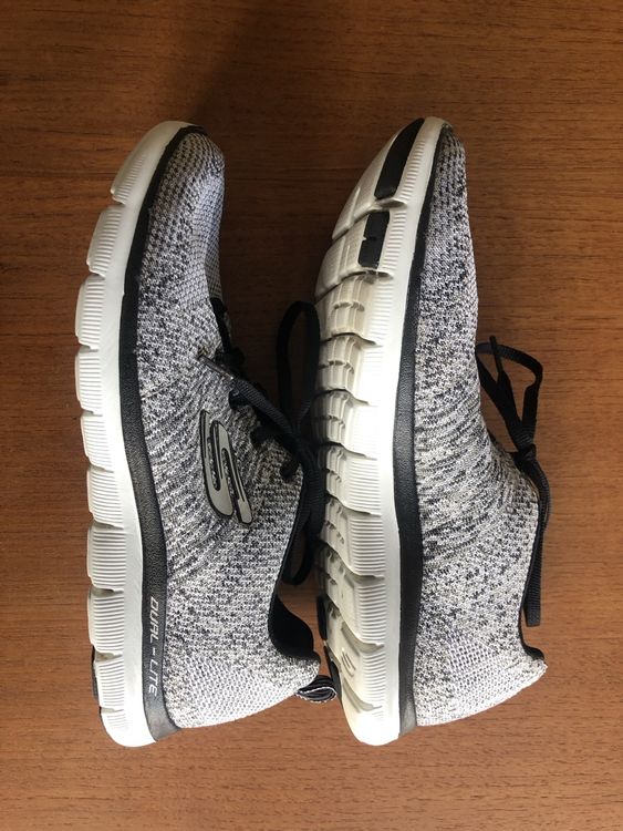 Skechers 39 4