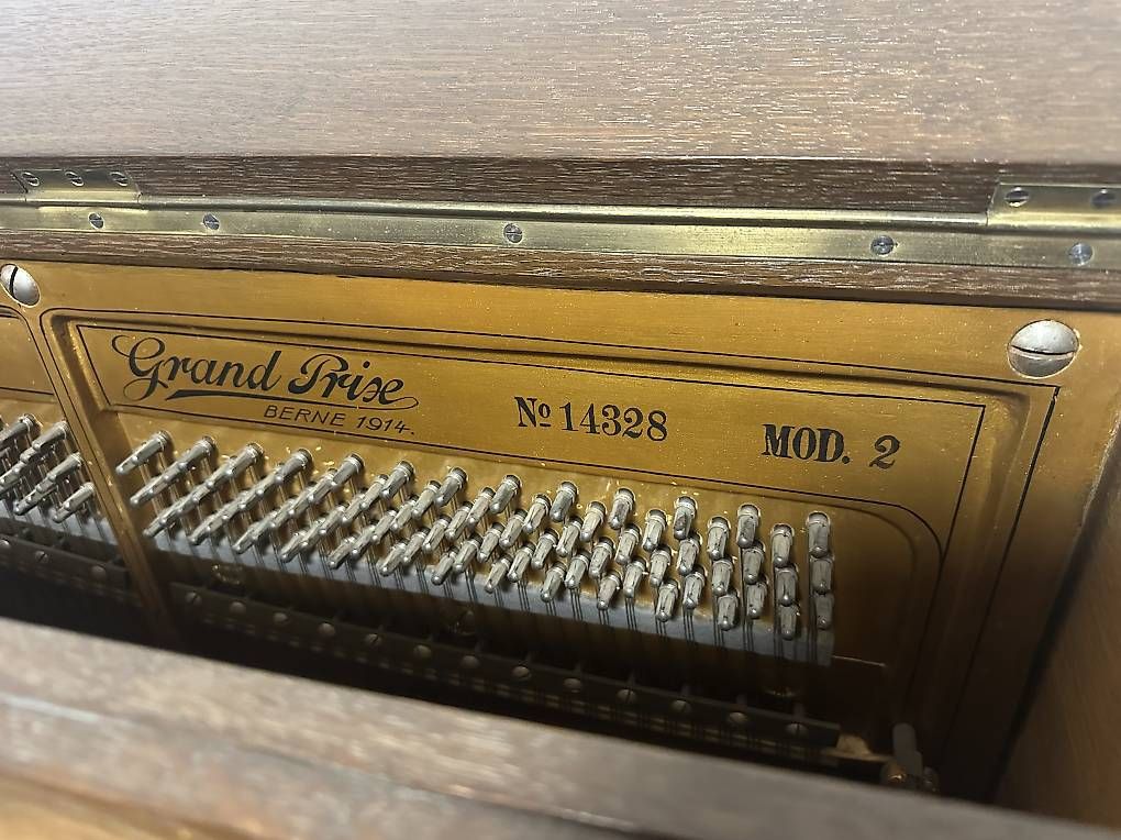 Strumenti musicali: Schmidt-Flohr Klavier  Lieferung möglich – Usato da Luzern venduto da sch_2xvv 3