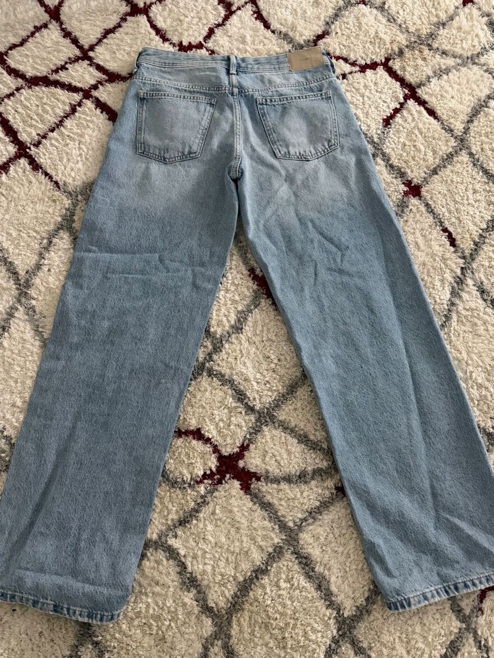 Pull&Bear Jeans: Pull & Bear Straight Leg Jeans Grösse 36 (ungebraucht) – Nuovo (secondo la descrizione) da Weiach venduto da nou_t2x8 1