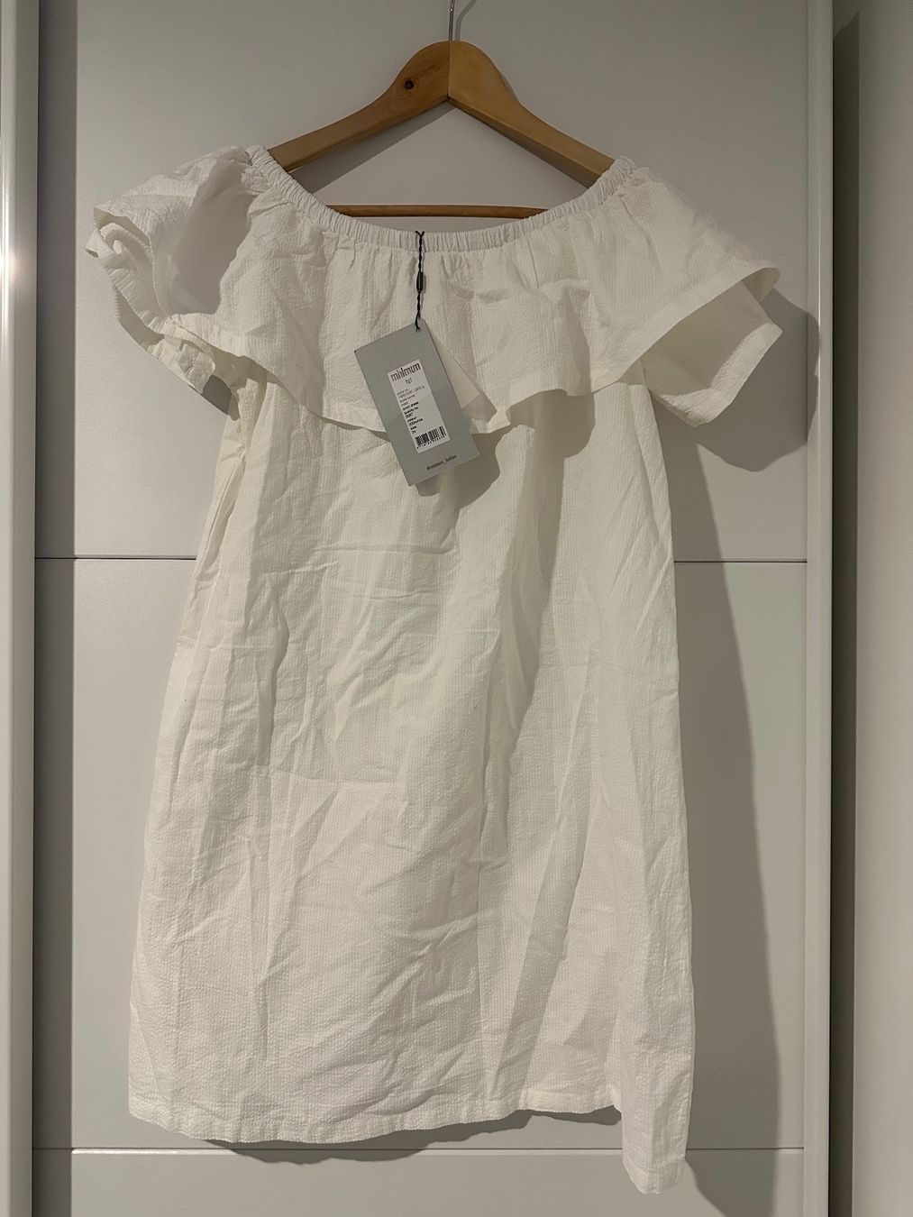 Vestiti: Vestito – Nuovo e nell'imballaggio originale da Lostallo venduto da Essebii