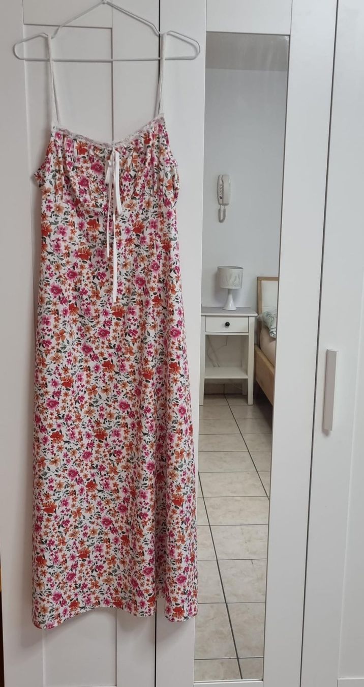 Vestiti: Abito donna come NUOVO taglia M – Usato da Cadenazzo venduto da man_9hnd