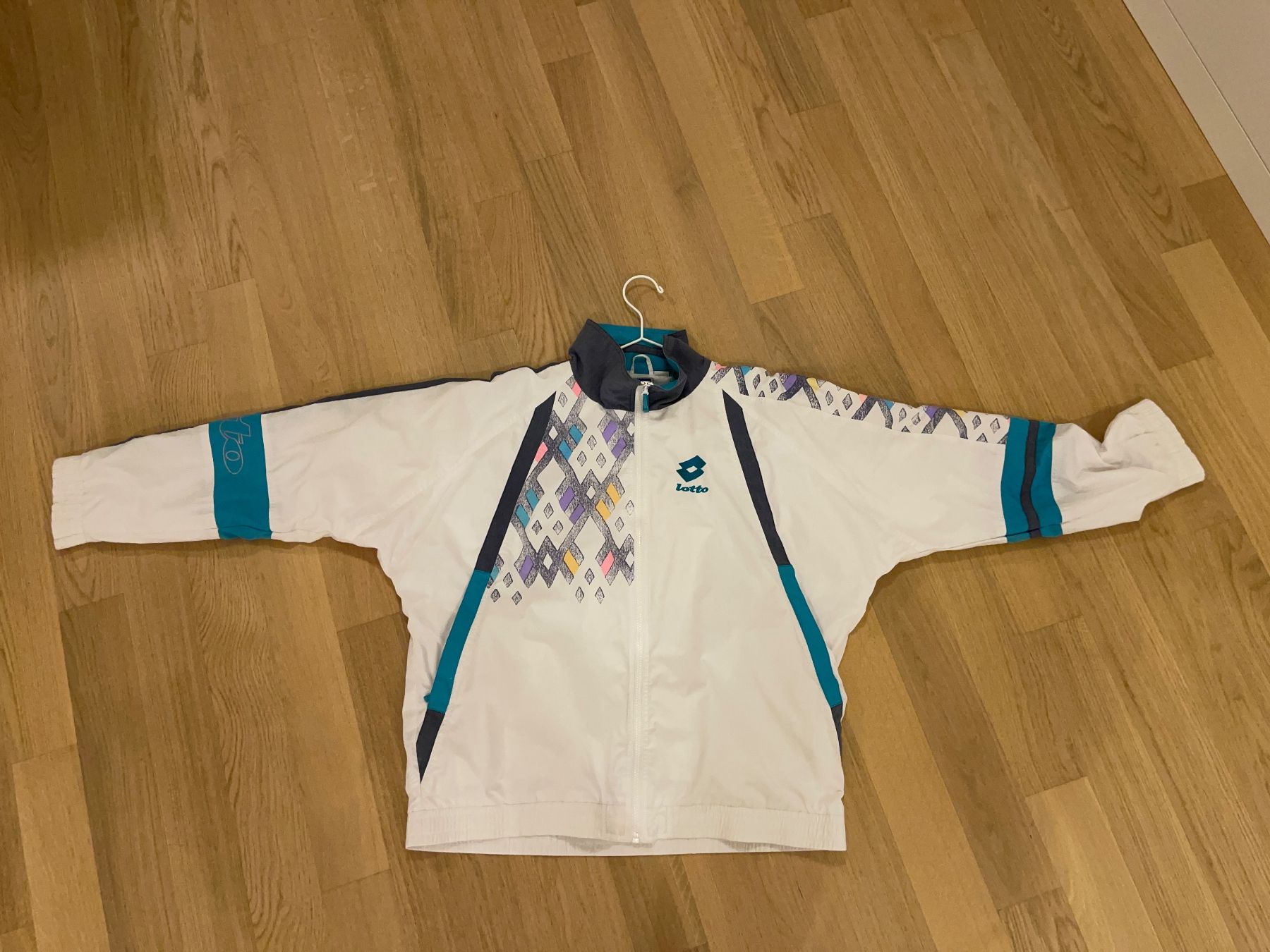 Jacken: Lotto Vintage Übergangsjacke, Grösse M, oversized – Gebraucht aus Zofingen von leajloretz 3