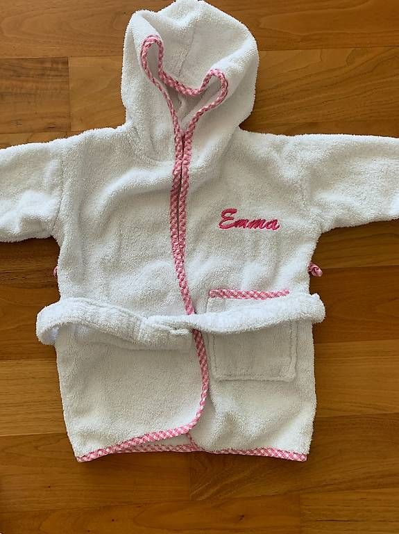 Accappatoi: Babyfrottee-Mantel mit Namen "EMMA" – Usato da Rüschlikon venduto da Oakland 1