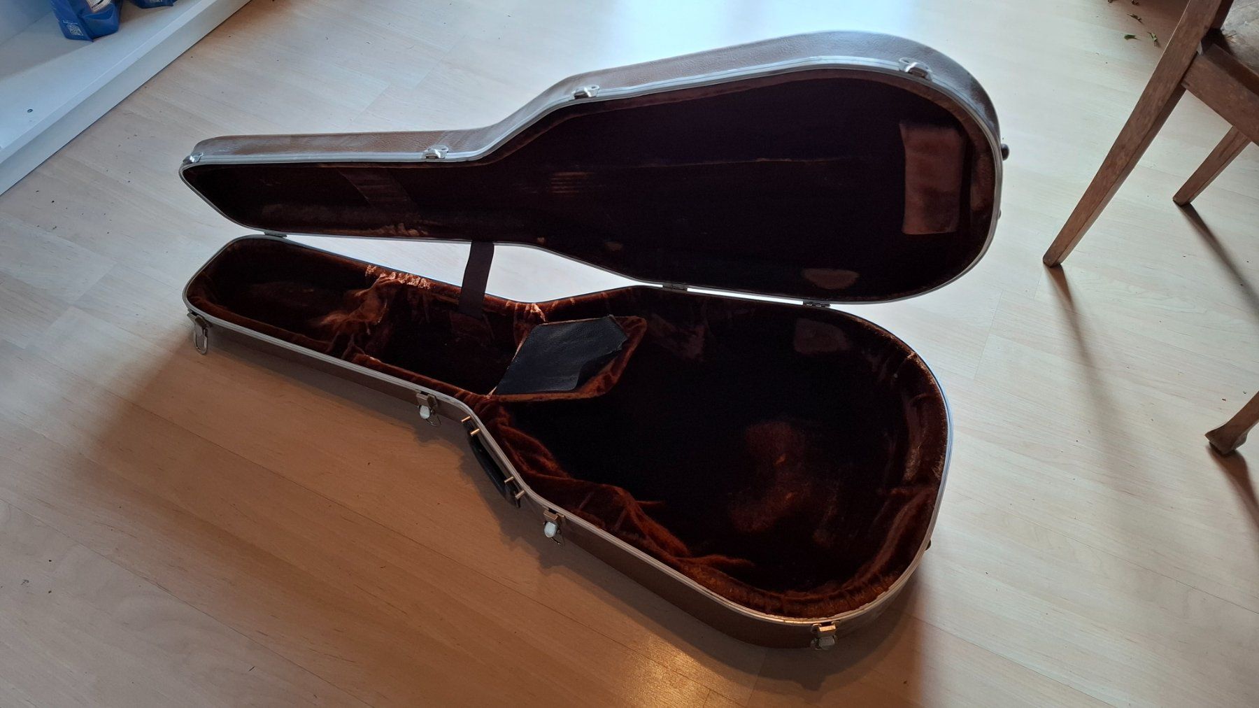 Ovation Strumenti musicali: Ovation Gitarre – Usato da Bottmingen venduto da Schreinerei_Nix_GmbH 5