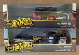 2x Hot Wheels Dioramas