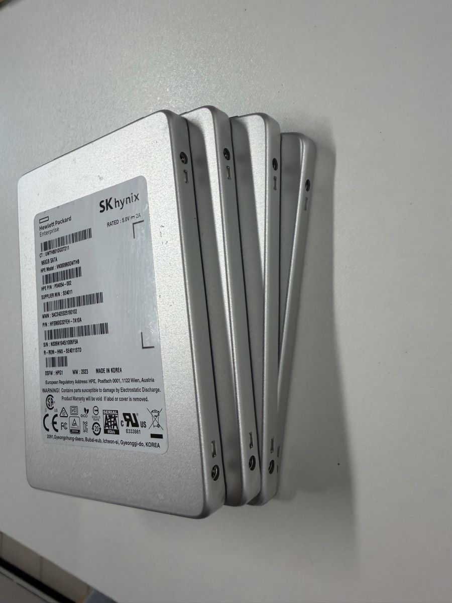 Server: 4 Server SSD – Usato da Gränichen venduto da Hulk80 1
