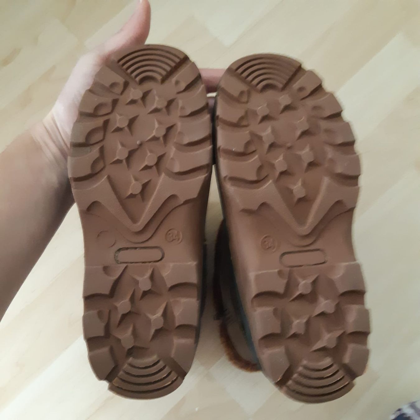 Scarpe per ragazze: Mädchen Winter Schuhe, Gr.34, Marke: Mi Shan Sha – Usato da Sachseln venduto da jocaso 2