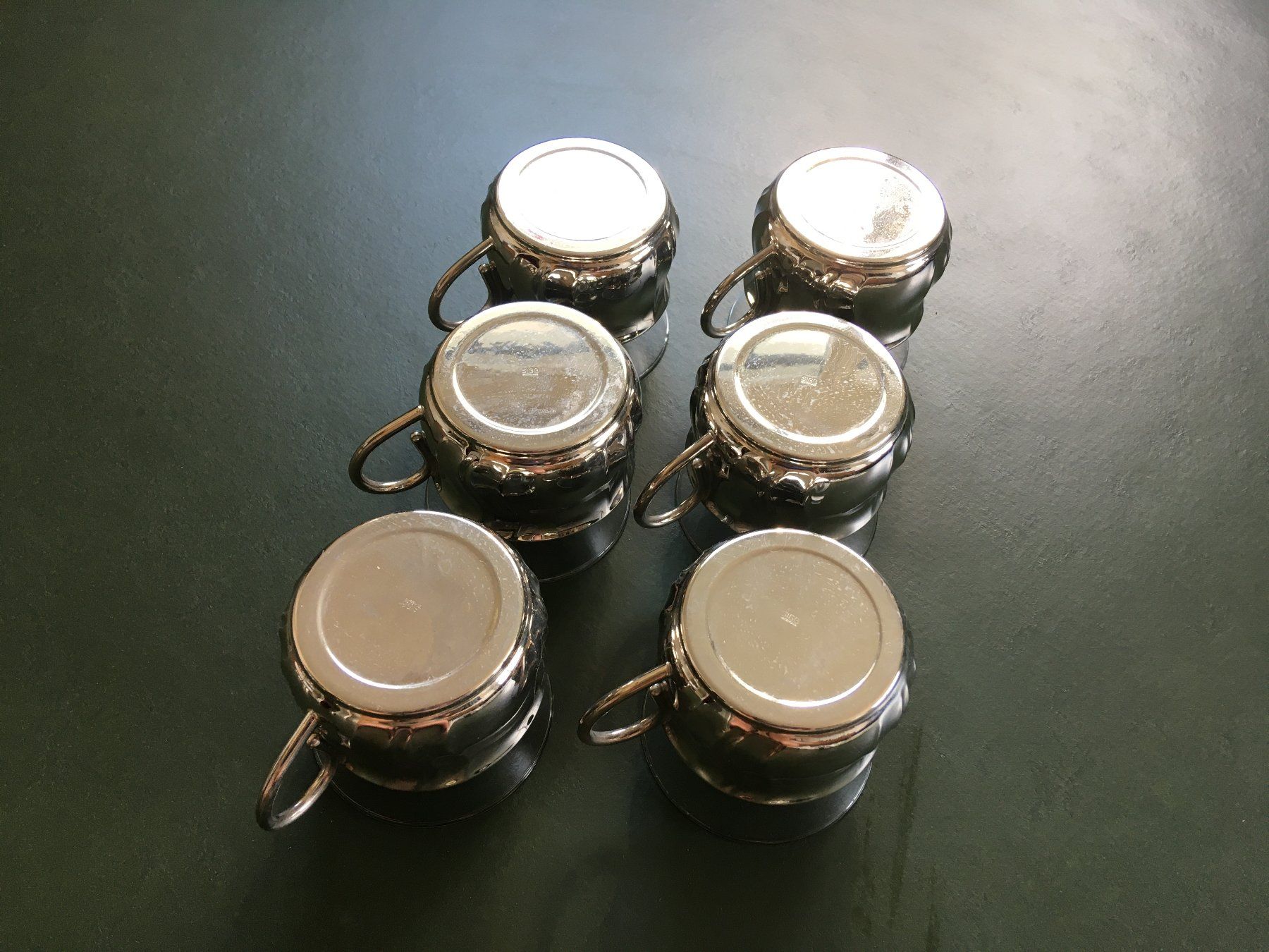 Sigg Geschirrsets: Sigg-Teetassen Silber und Silbertablett – Gebraucht aus Zürich von Michael-0 3