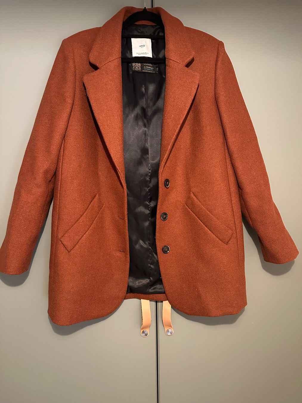 Mango Completi & Tailleur: Mango Blazer aus Wolle in terracotta – Usato da Zürich venduto da fisch0 1