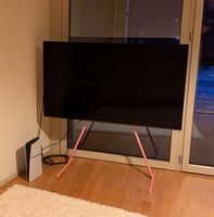 Pedestal Viva TV-Ständer – Bubble Gum Pink (Design TV-Standf
