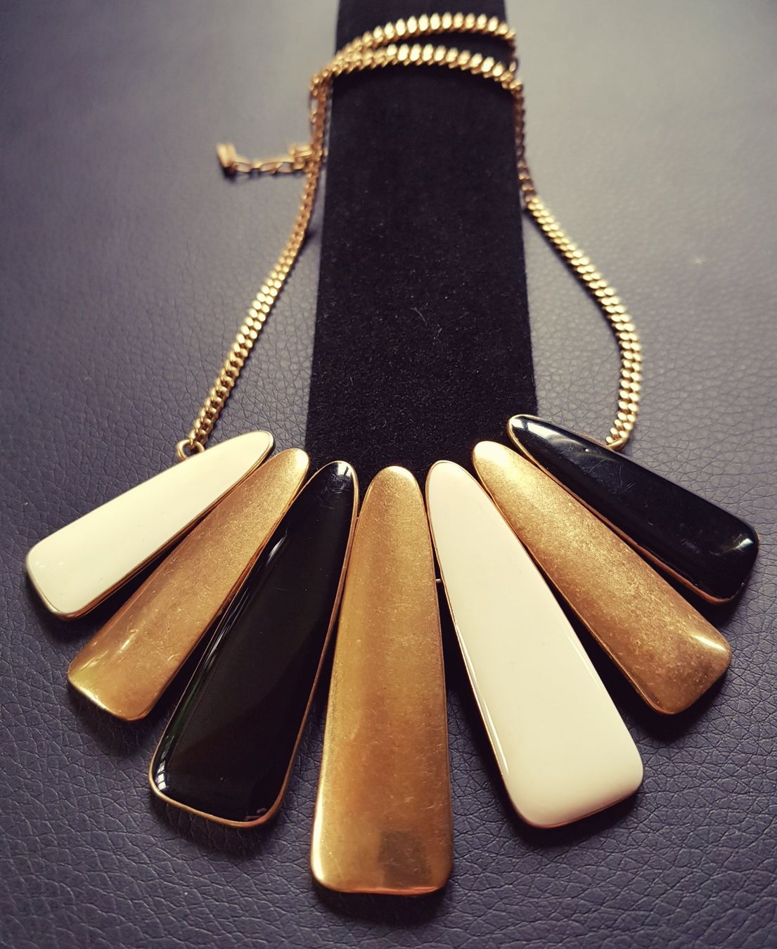 Colliers: Collier vergoldet von Pilgrim – D'occasion à Wald ZH par Silena02