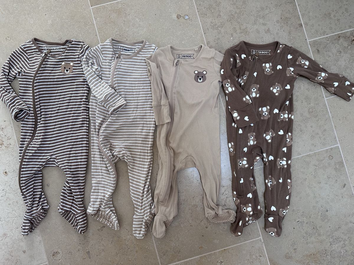 Friboo Kleiderpakete & -sets: 4 x Babystrampler Grösse 62/68 – Gebraucht aus Zürich von casiana