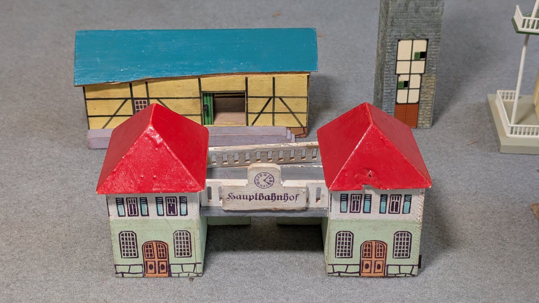 Märklin Modellini di ferrovie: Riesige Märklin Eisenbahn mit Sammlerwert – Usato da Binningen venduto da LukasRicardo 7