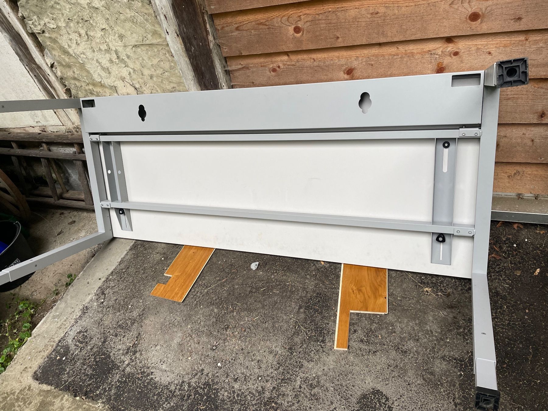 Tavoli: Tisch – Usato da kehrsatz venduto da joco02 1