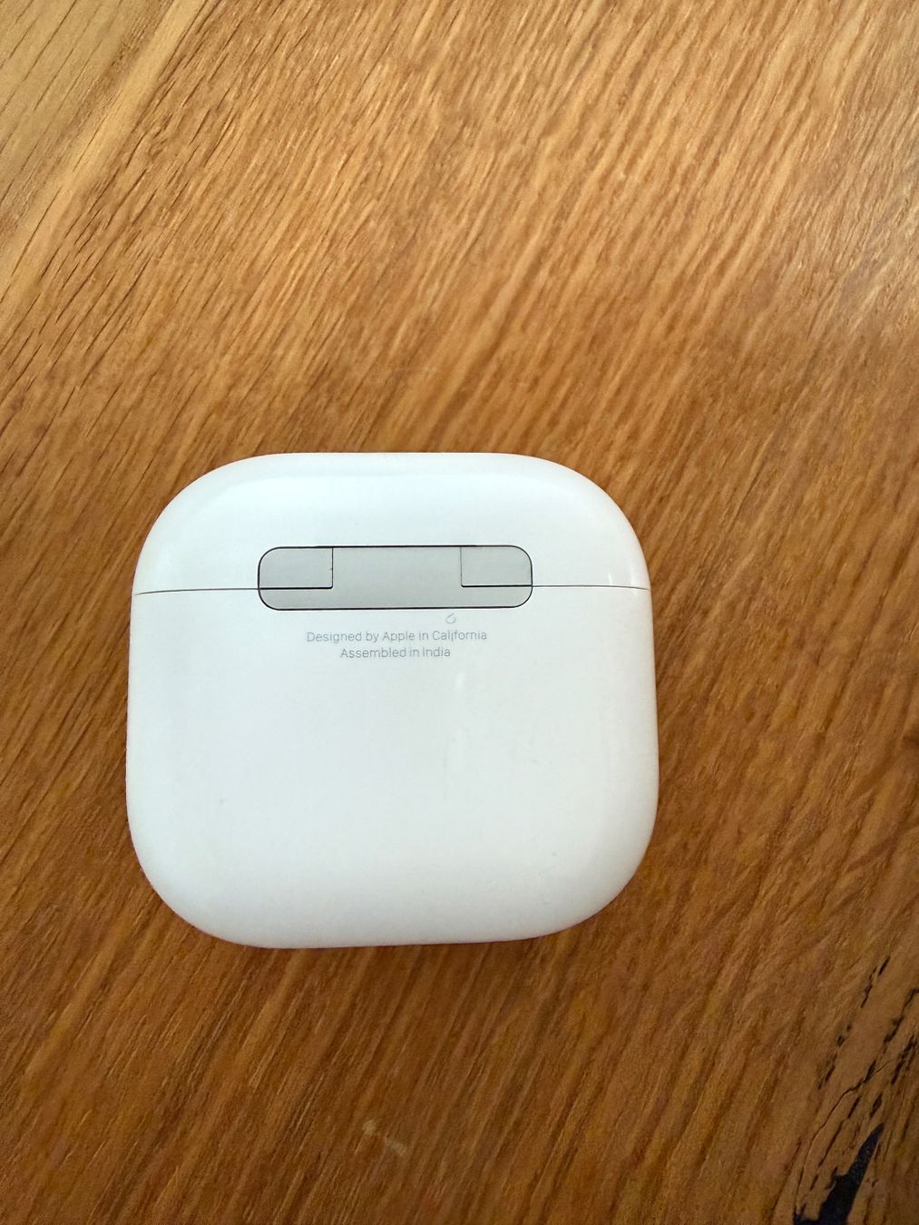 Apple Cuffie: APPLE AirPods 4 Charging Case – Usato da Lausanne venduto da Nine1982 5