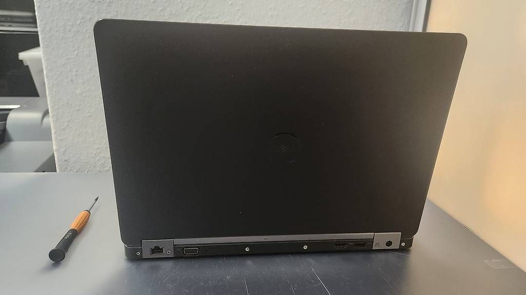Notebooks: Dell Latitude E5470 14" Intel Core i7 vPro 6th Gen – Gebraucht aus Donneloye von ire_767q 4