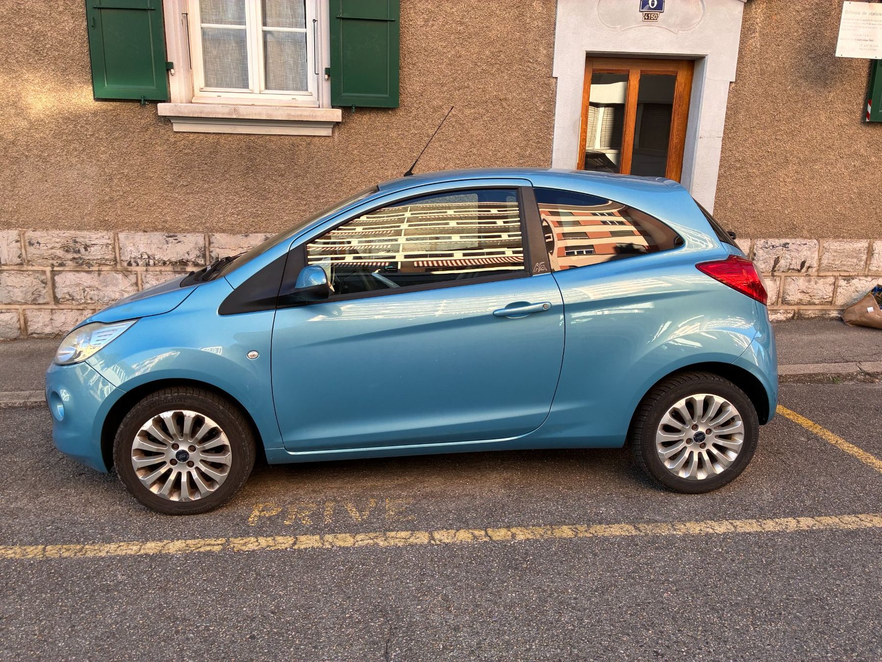 Ford Automobili: Ford KA – Usato da Lausanne venduto da jul_7q87 2