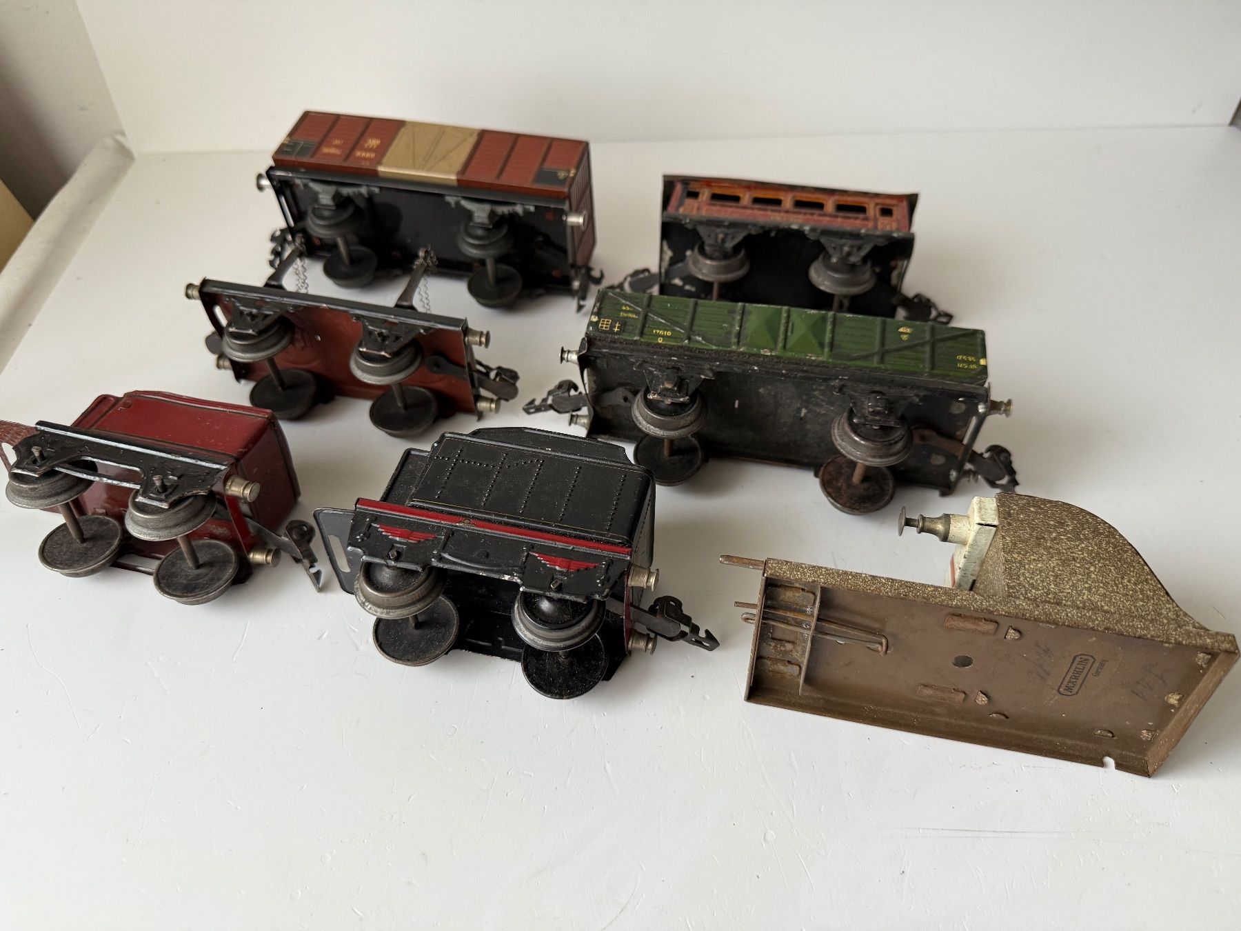 Modelleisenbahnen: Alte Eisenbahnwagons – Gebraucht aus Zwingen von moje1 4