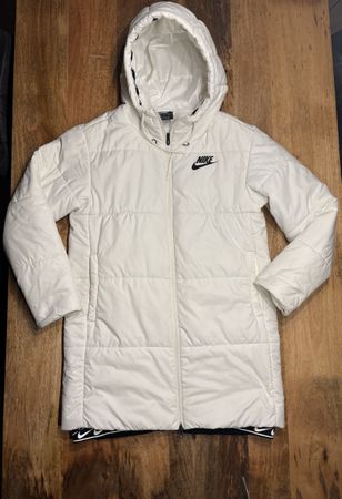 Nike Steppmantel / Wintermantel Gr.M