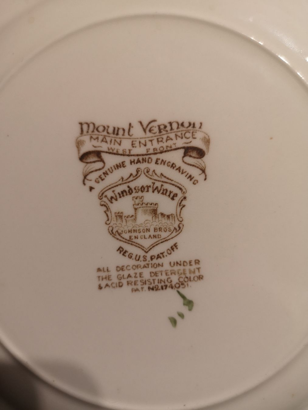 Geschirrsets: MOUNT VERNON JOHNSON BROS Angleterre WINDSORWARE, joli lot – Gebraucht aus Conthey von Cathlouz 6