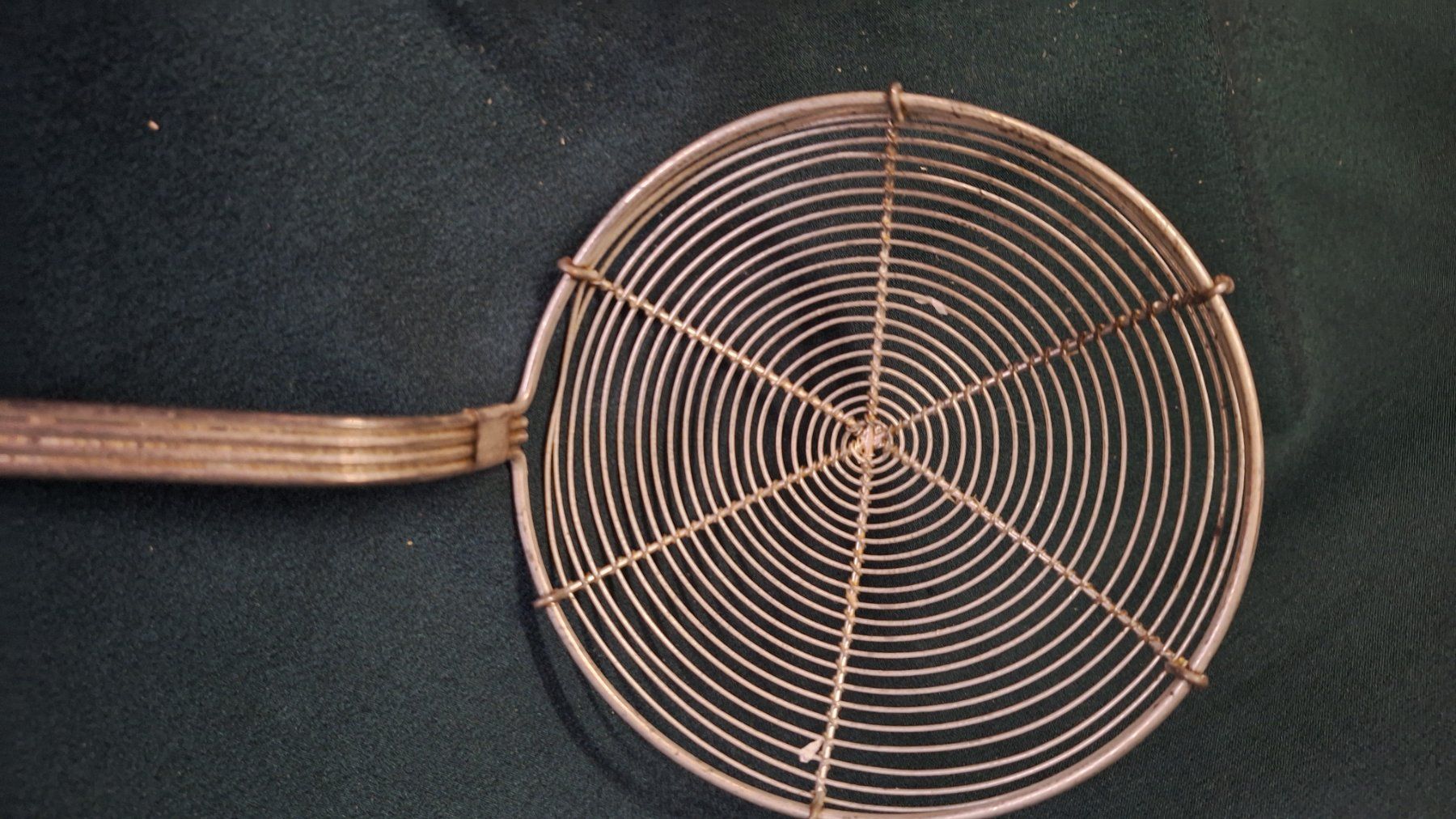 Cucchiai: Vintage Schaumkelle, Abtropfkelle – Usato da Arlesheim venduto da shopradl 1