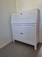 Sekretär HEMNES weiss IKEA, dazu gratis Aufbaumöbel