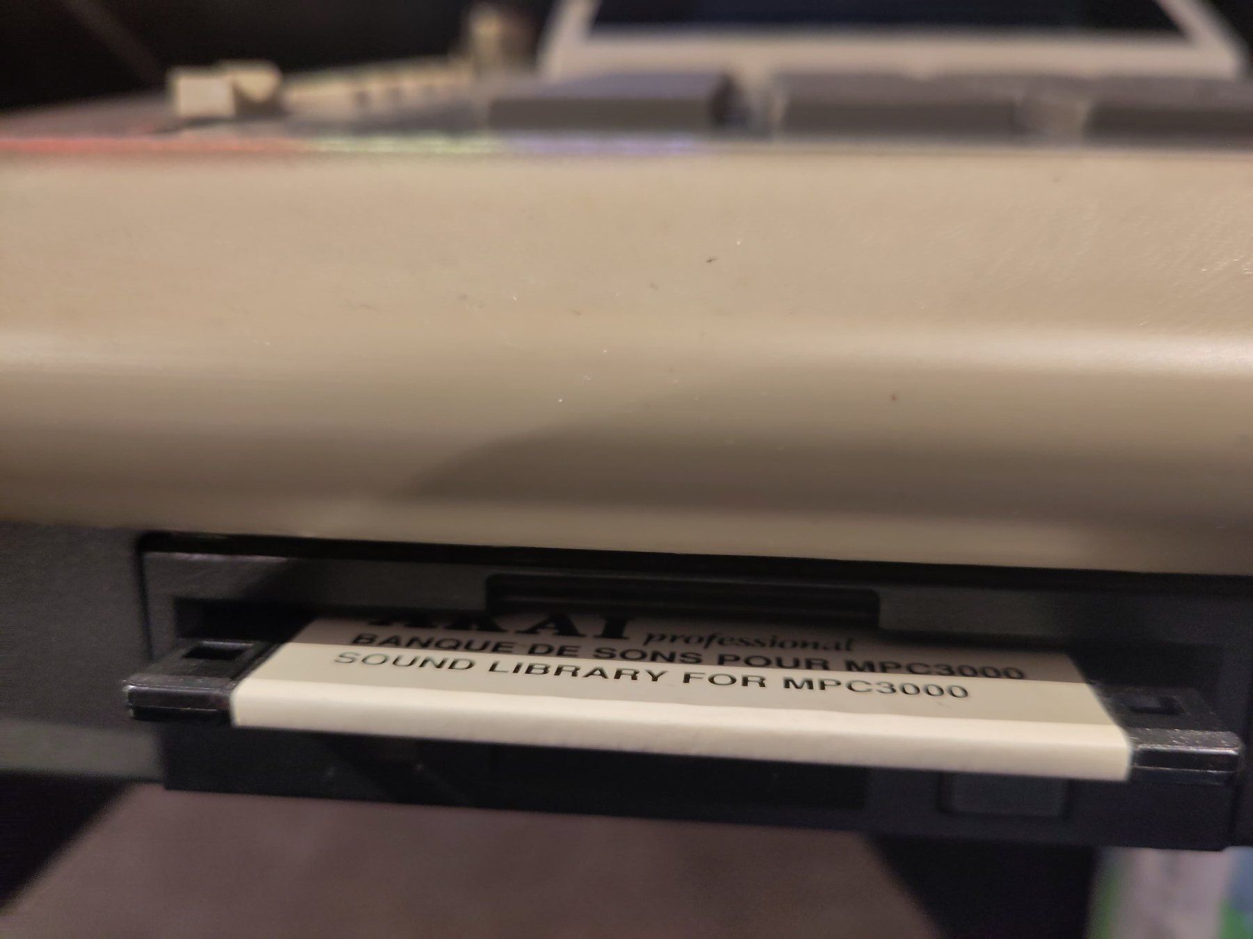 Akai Instruments de musique: Akai MPC3000 – D'occasion à Zürich par Roessler0 6