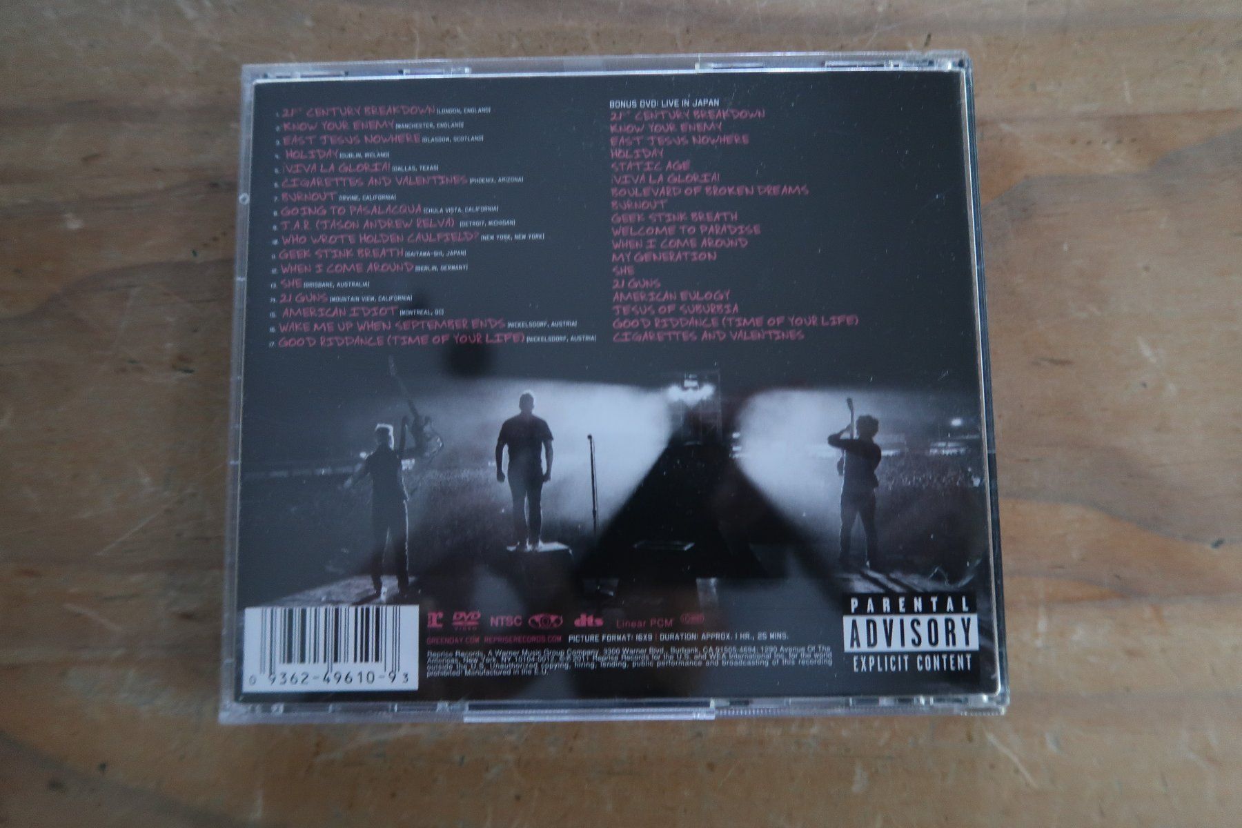 CDs: GREEN DAY - AWESOME AS F**K - CD + DVD – Gebraucht aus Basel von Patiscat 1