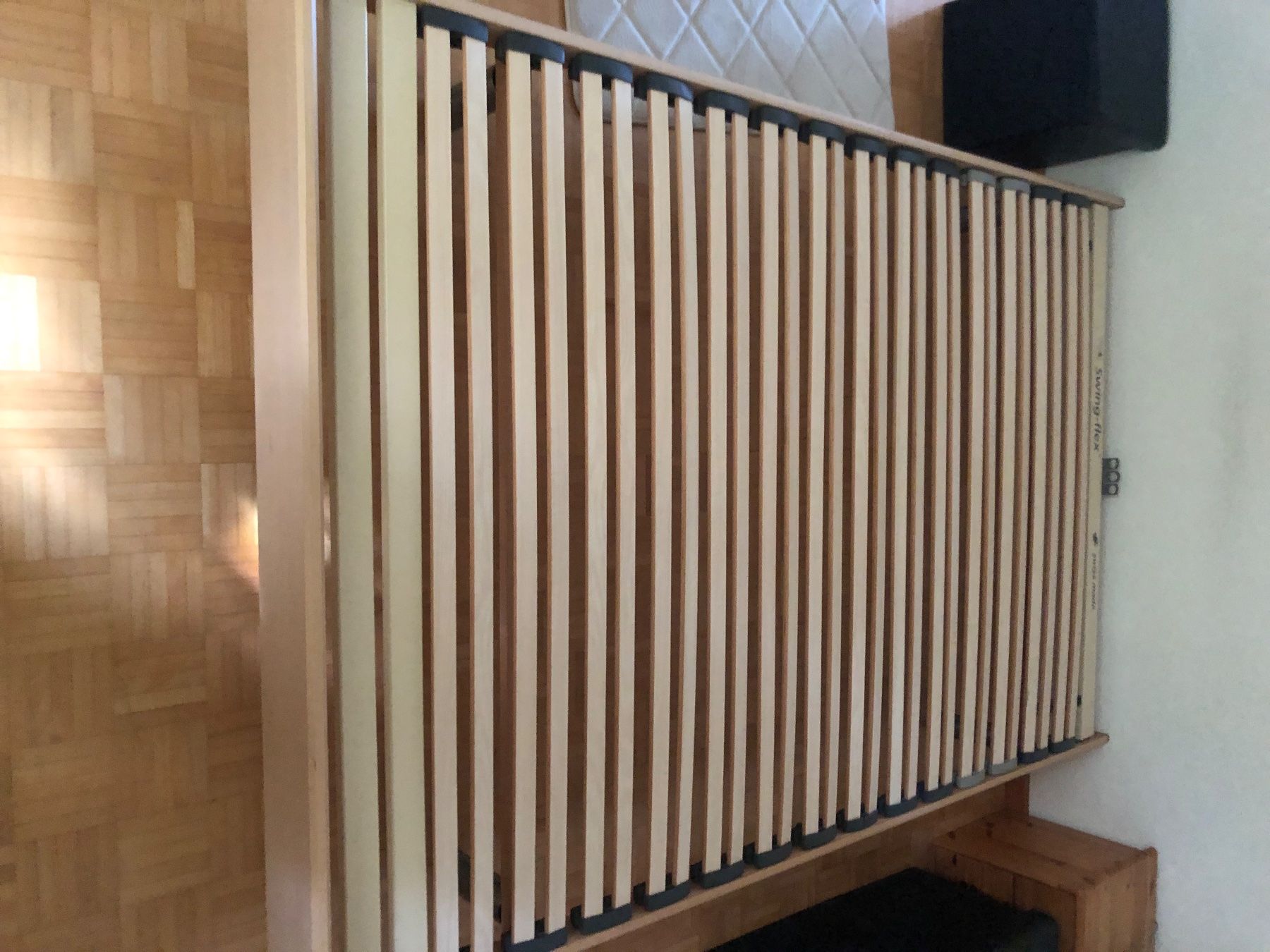Betten: Bettgestell 210x140 – Gebraucht aus Sissach von mar_yw99