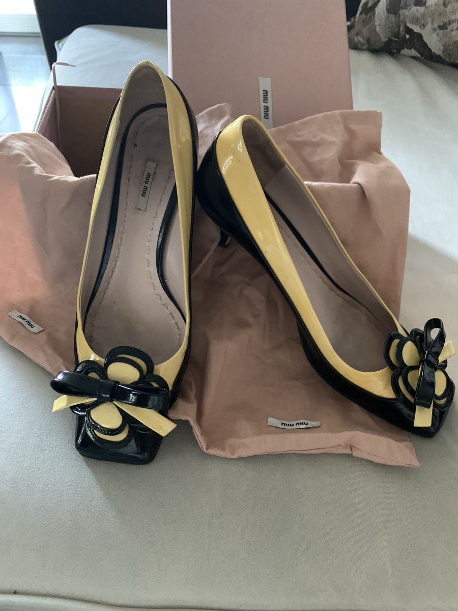 Miu Miu Scarpe da donna: Miu Miu Schuhe – Usato da Bergdietikon venduto da zor_856j