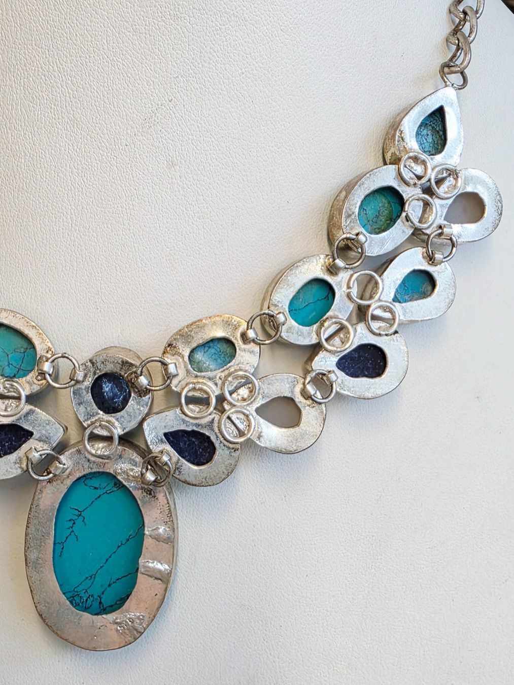 Catenine: Collier mit verschiedenfarbigen Edelsteinen in Silberfassung – Nuovo (secondo la descrizione) da Zürich venduto da Bieter04 7